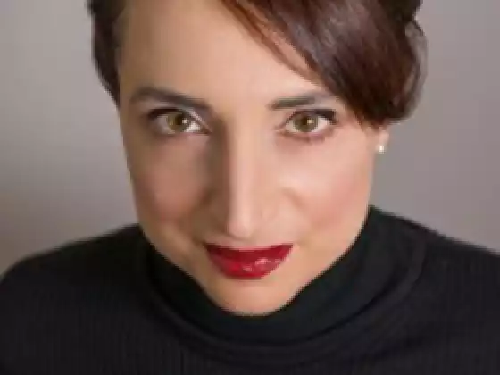 Dorothea Bozicolona-Volpe,
职业发展
Expert at 成功之路捆绑包